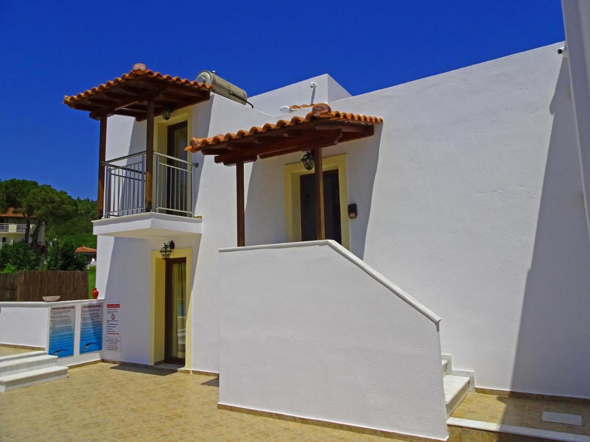 Parissis Eden Villas Skiathos Troulos Exterior photo